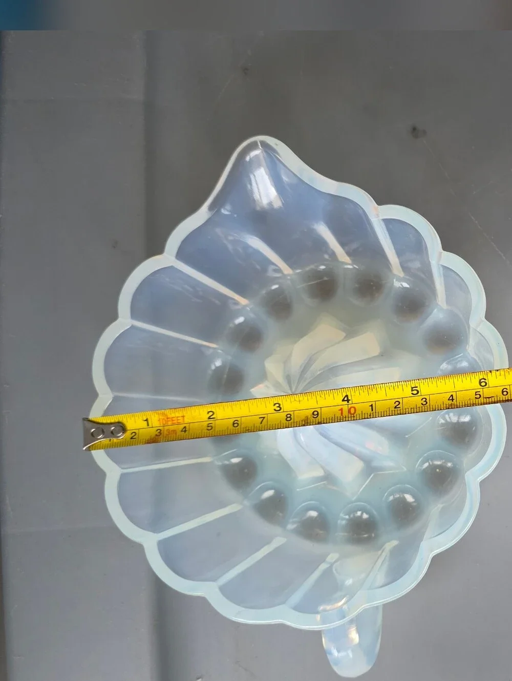 VINTAGE Fry Opalescent Ribbed Glass Citrus Reamer Juicer/Heat Resistant 1967